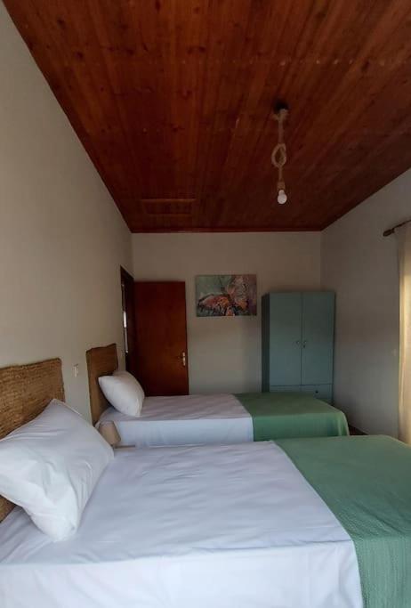 Colorful 2-Bedroom House In Gaios Luaran gambar